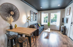 Downtown Dwelling 1616 In The Middle Of It All